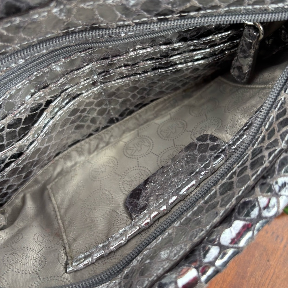 MICHAEL KORS TILDA Metallic Snakeskin Clutch - Picture 9 of 12